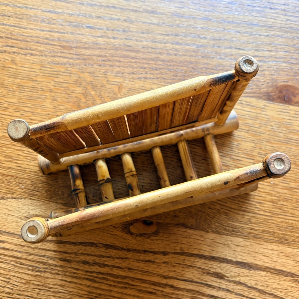 Vintage bamboo letter holder or napkin holder- grandmillenial cottagecore - Picture 3 of 12